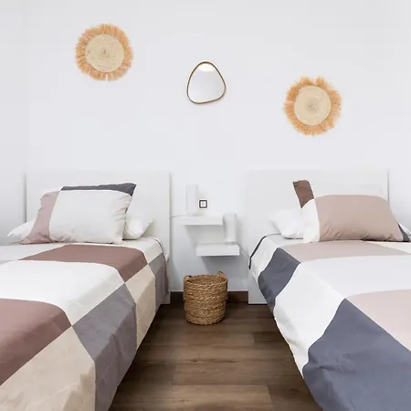 Maha Close By The North Shore: Relax, Pool Lajares