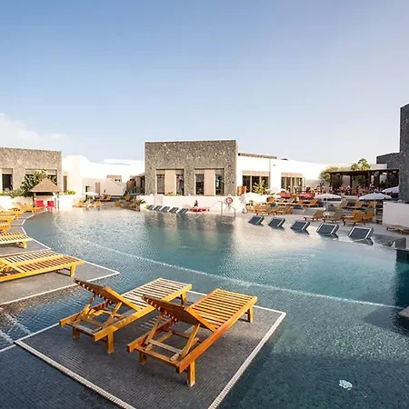 Maha Close By The North Shore: Relax, Pool Lajares